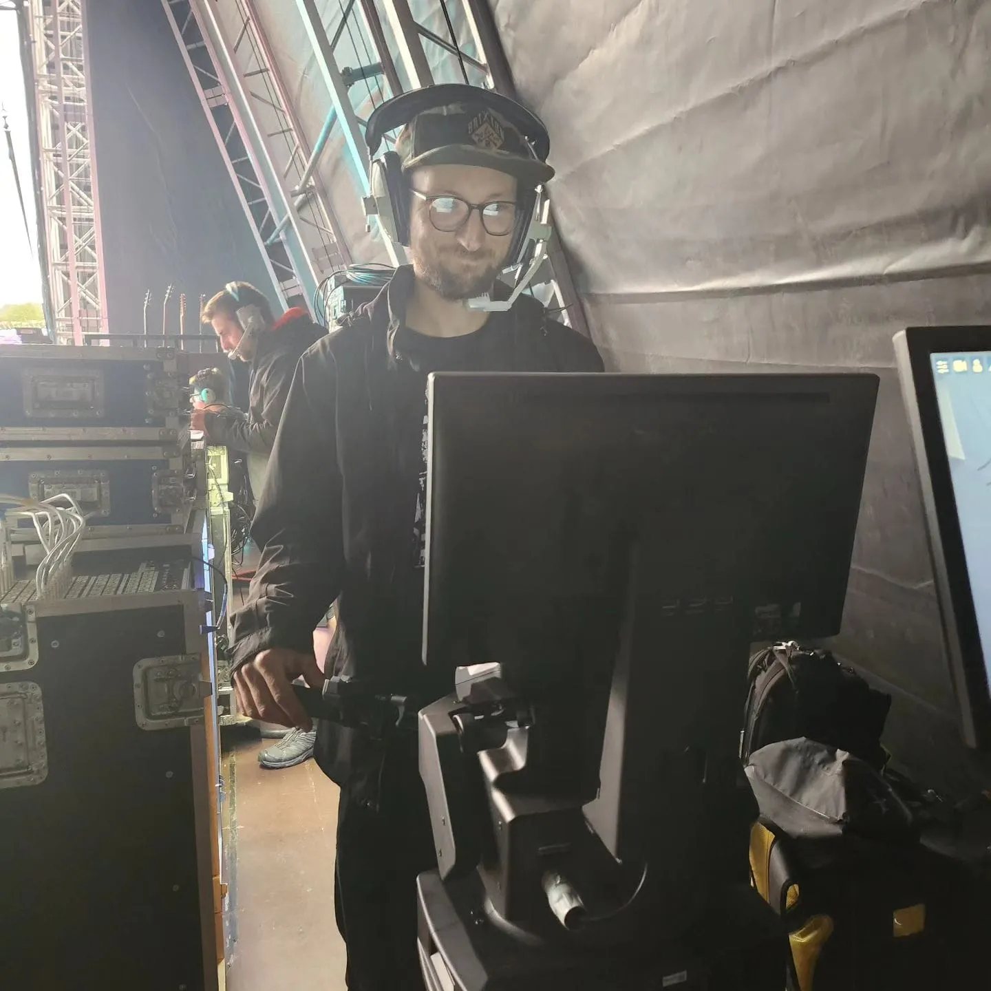 BTN Crew member spotting a load during a lift